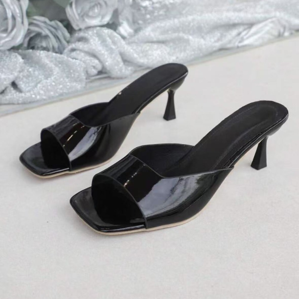 Women Formal Wear For Summer - Pantofole alla moda con bocca di